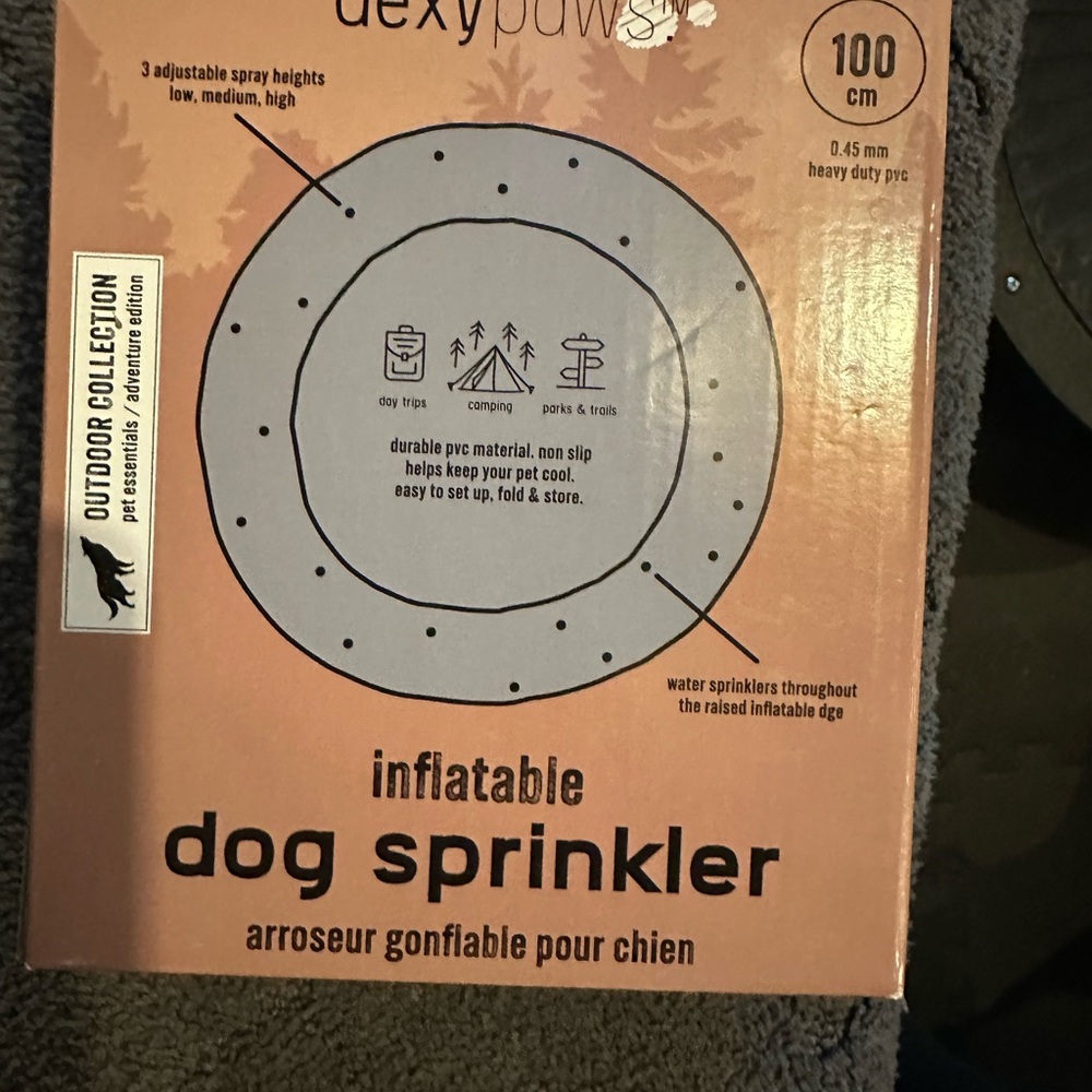 Inflatable Dog Sprinkler - dark& light blue